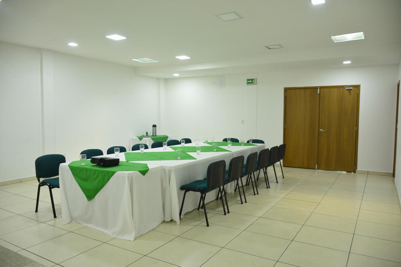 Hotel Confort Ariari Granada  Buitenkant foto
