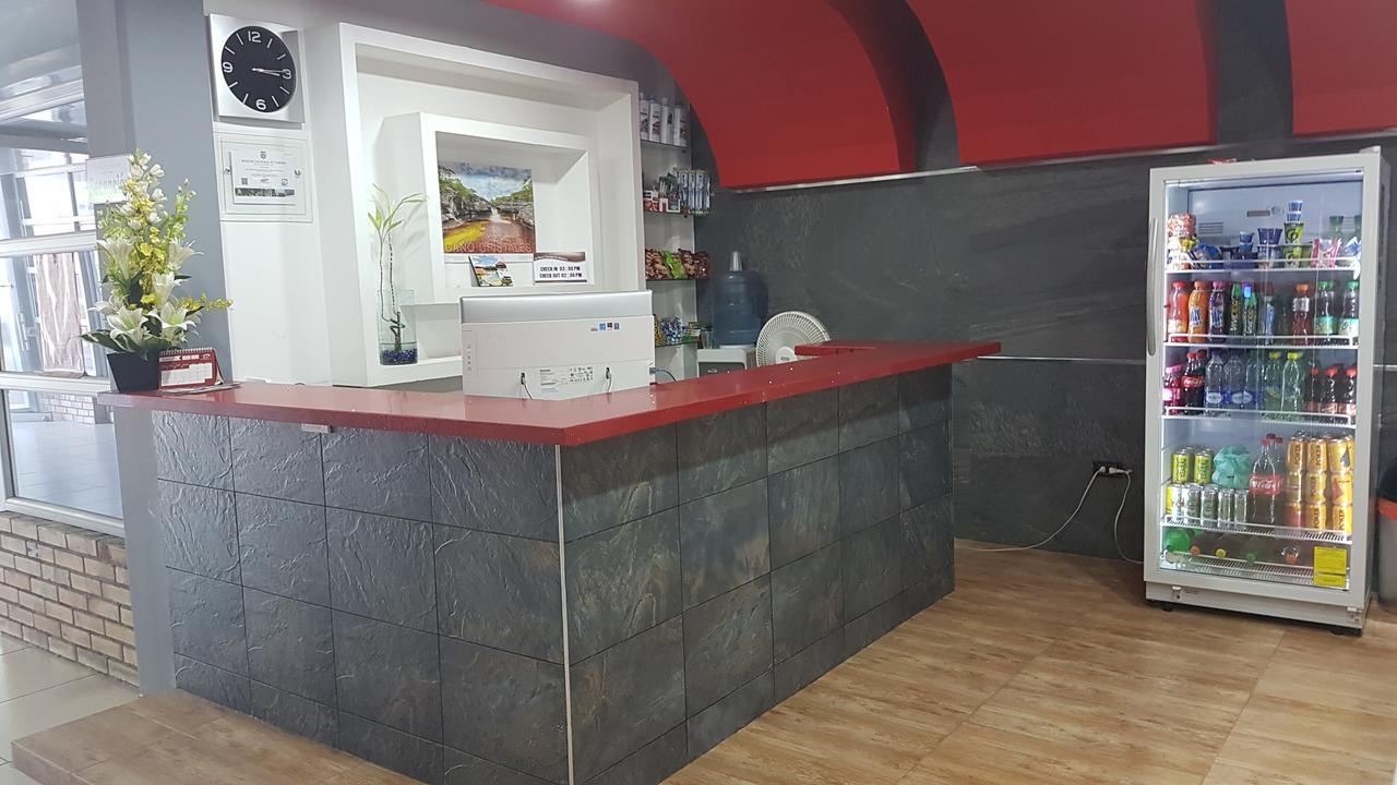 Hotel Confort Ariari Granada  Buitenkant foto