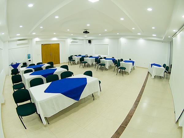 Hotel Confort Ariari Granada  Buitenkant foto